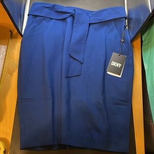 BNWT DKNY women's skirt
